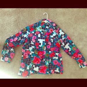 Medium long sleeve blouse (kind of unisex)